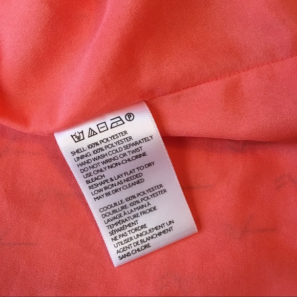 UO Cooperative Daisy Wrap Dress in Flamingo Print - Picture 6 of 7